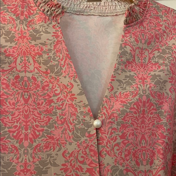 Pink and Red Patterned Blouse Set - Picture 2 of 4